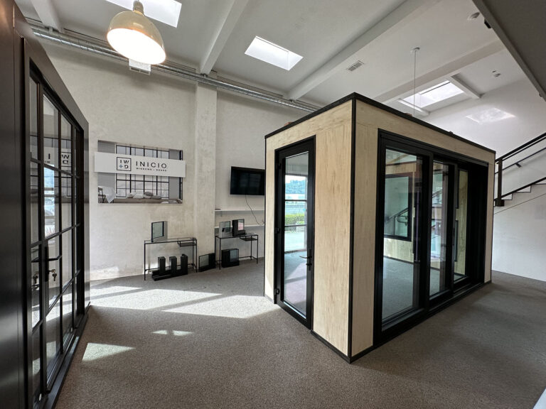 INICIO showroom in northern California featuring aluminum windows and aluminum doors.